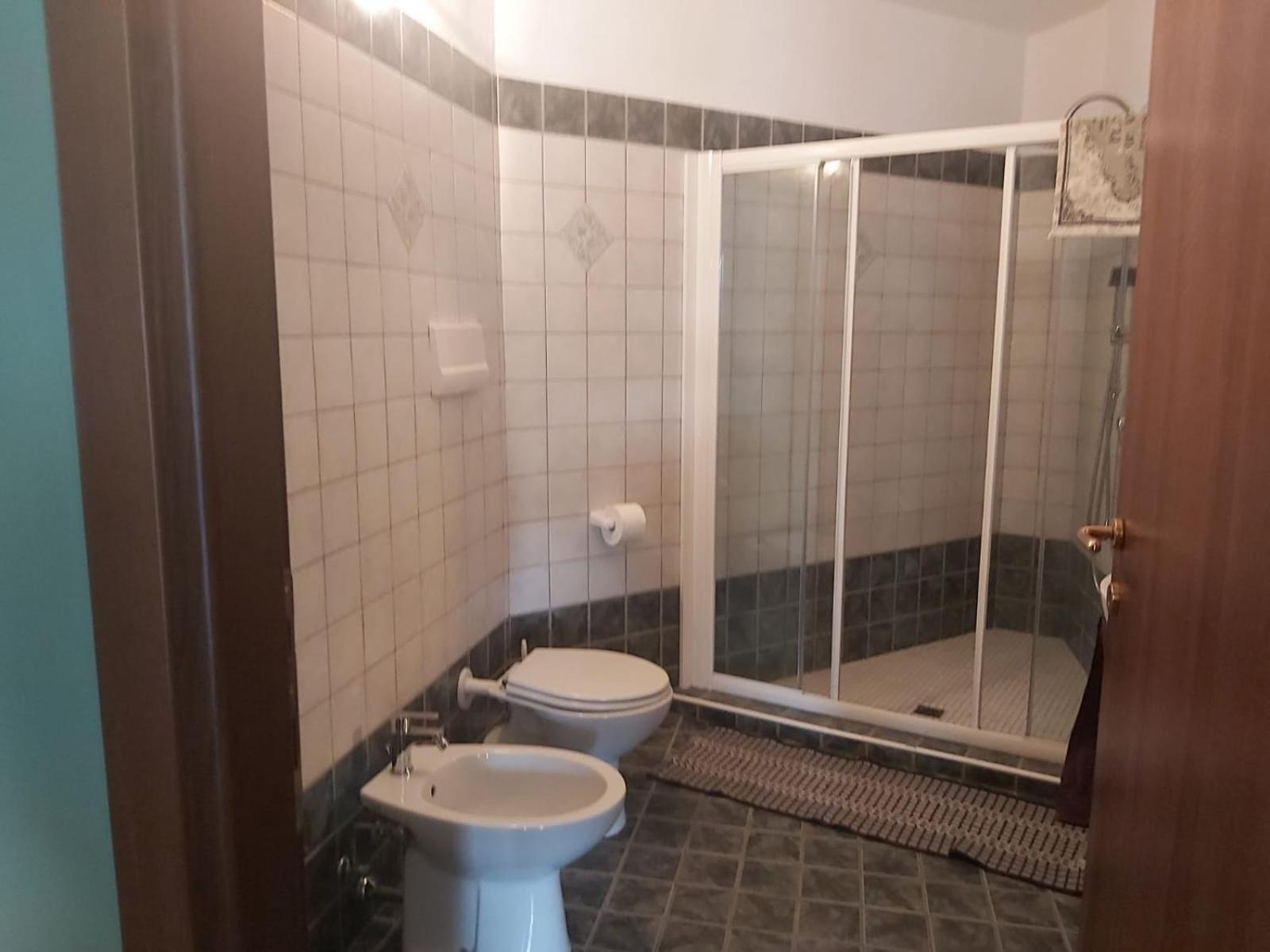 I Portici Guest House Alessandria Eksteriør billede